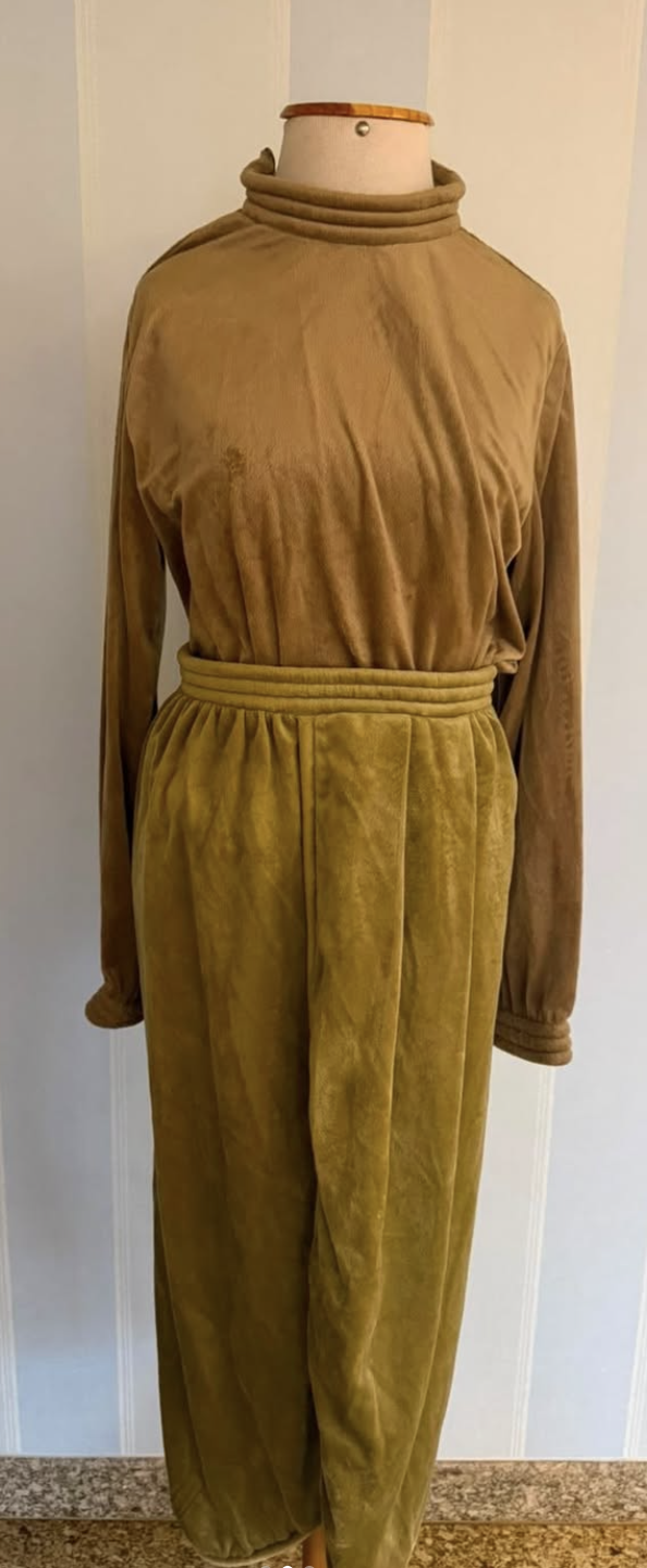 FRAMED Conjunto Veludo Verde 