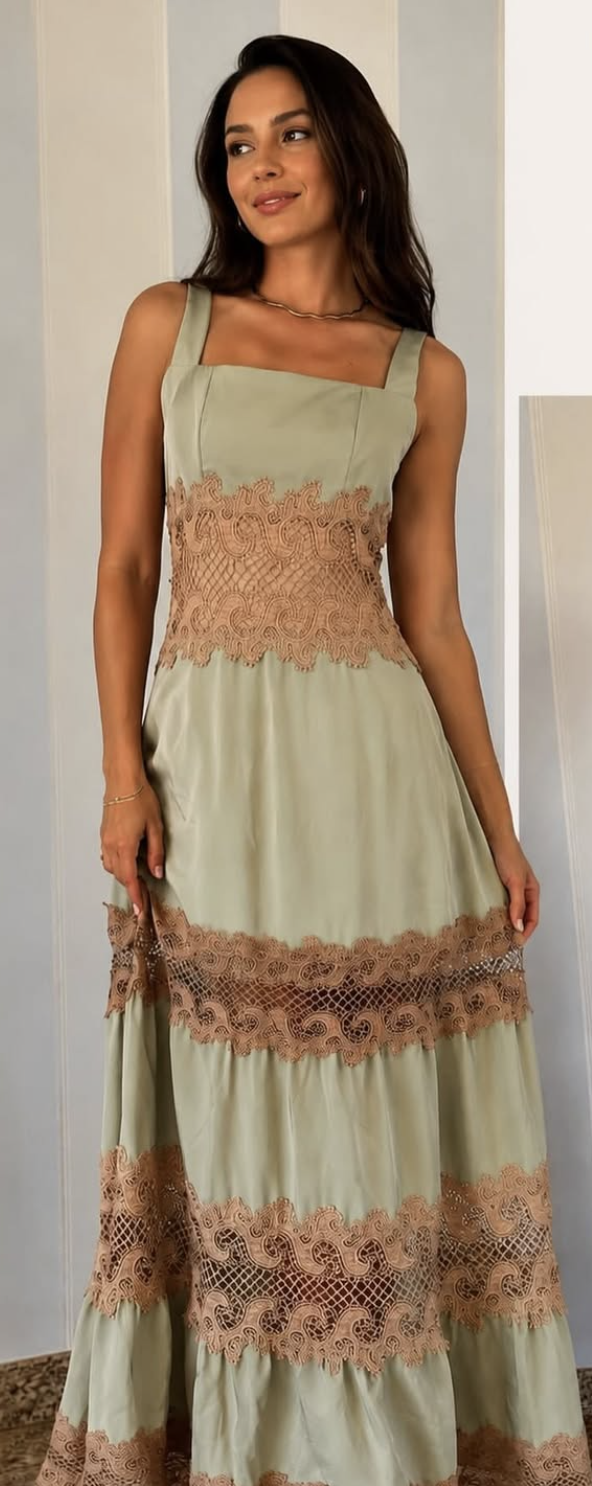 Anne Fernandes Vestido Longo Fluido com Renda 